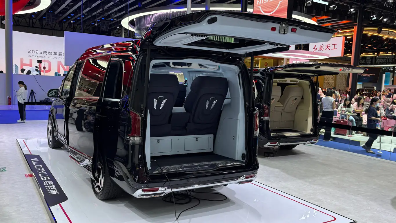 Vulcanus,Mercedes-Benz V-Class