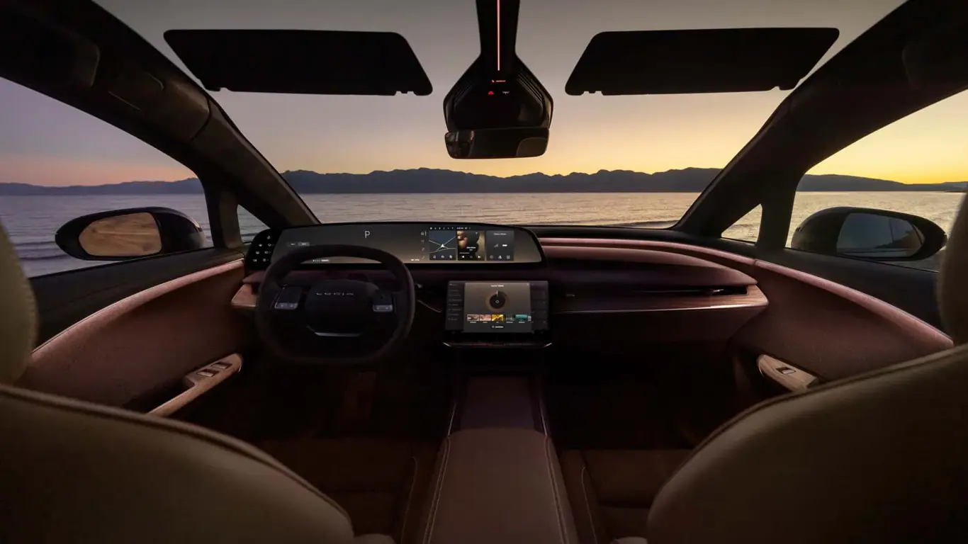 Lucid Gravity Touring