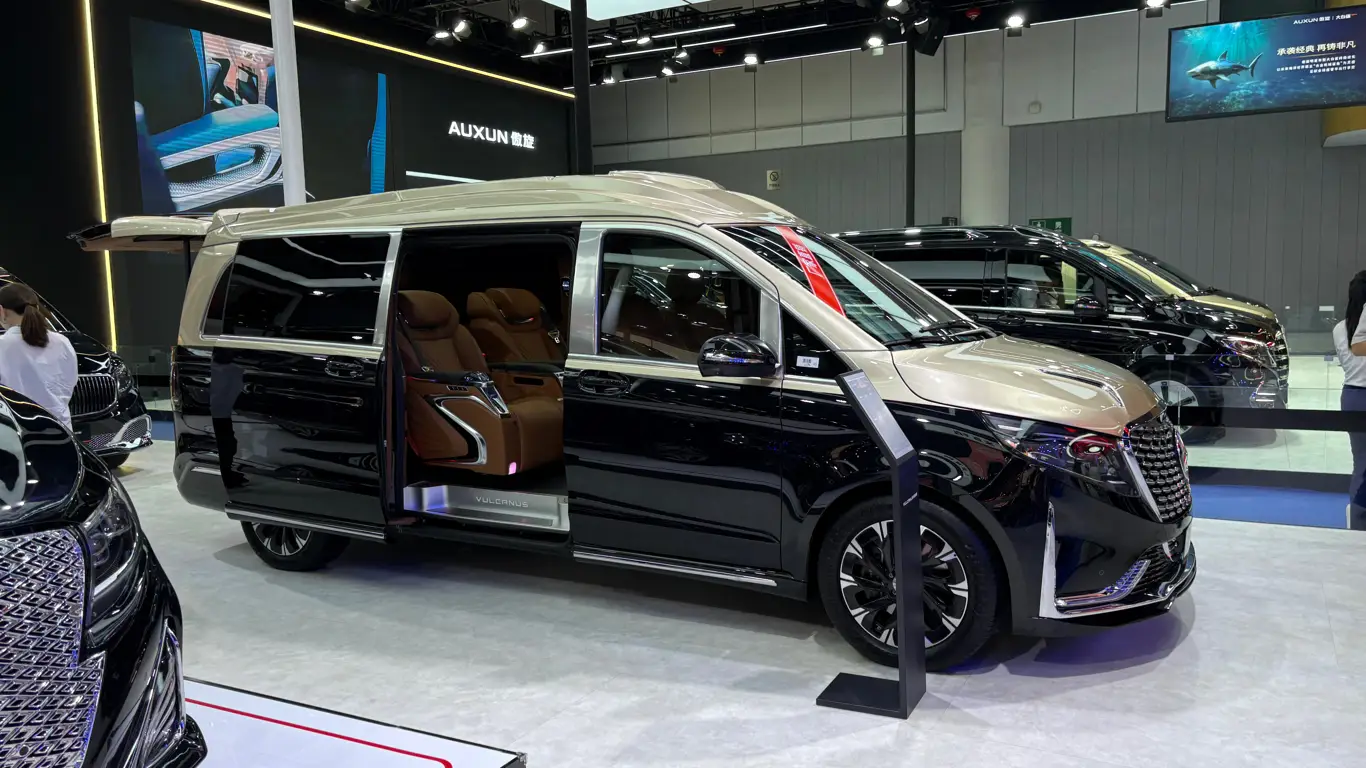 Vulcanus,Mercedes-Benz V-Class