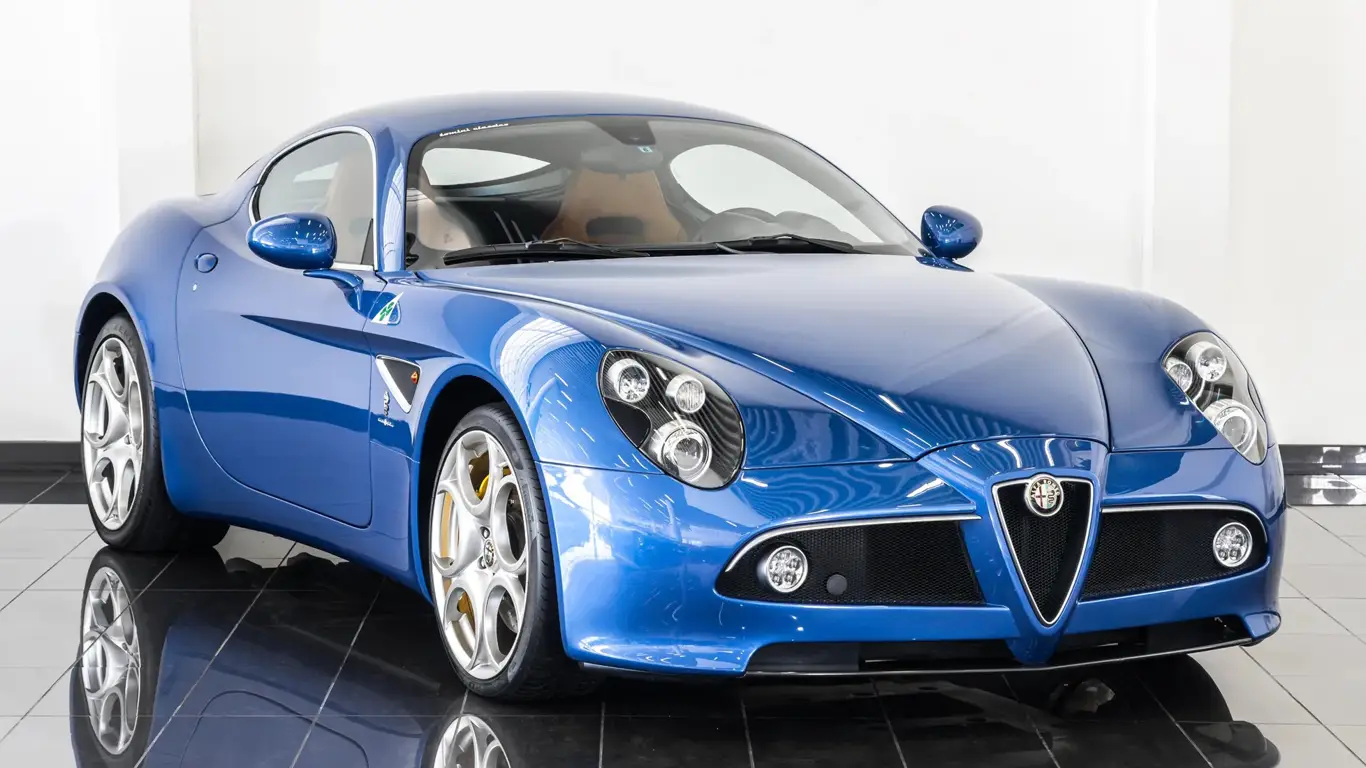 Alfa Romeo 8C