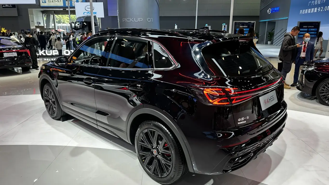 HONGQI HS5