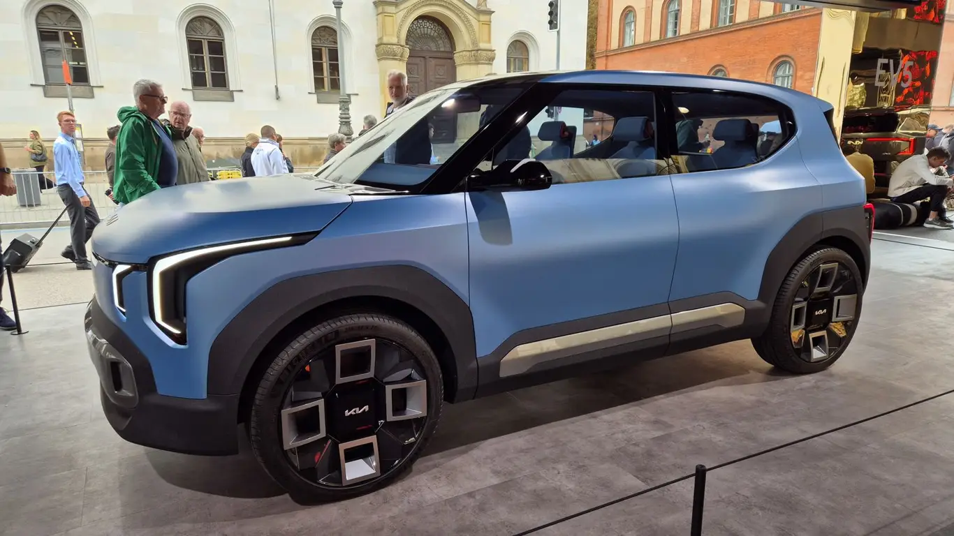 KIA EV2