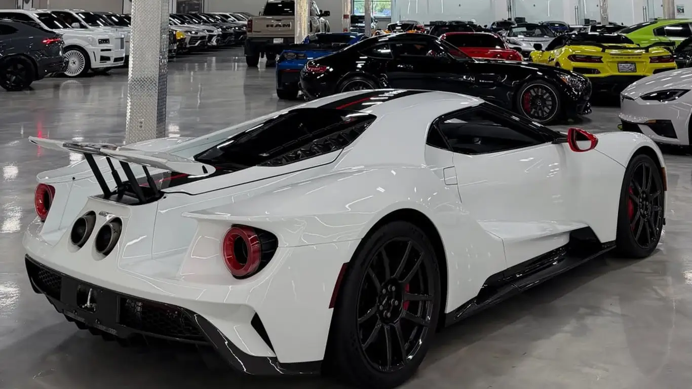 Ford GT
