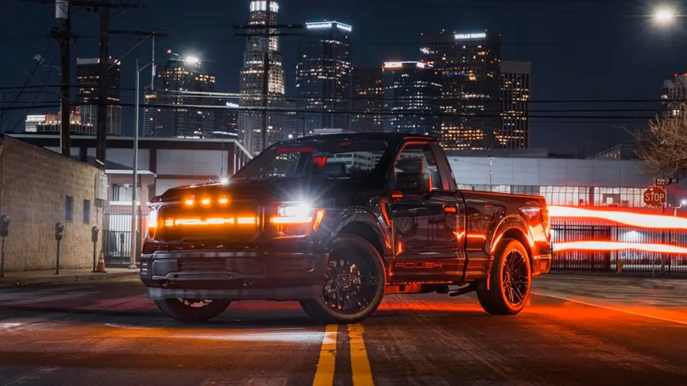 Дрожь земли: легендарный пикап Ford превратился в гоночную пушку