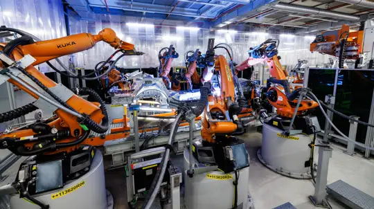 Минус люди, плюс алгоритмы: Audi нашла способ сэкономить миллионы на производстве