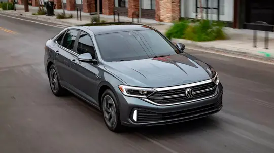 Volkswagen пошел ва-банк: цены на авто заморожены