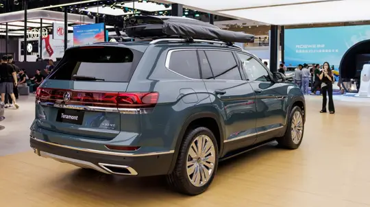 Китайский след в автосалонах: Volkswagen оказался сюрпризом для российского рынка