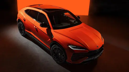 Новый Lamborghini Urus в деле: послушайте, как звучит убийца Porsche