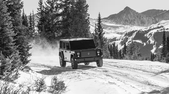 Электрический камбэк: автомобили Bollinger вытащили с того света