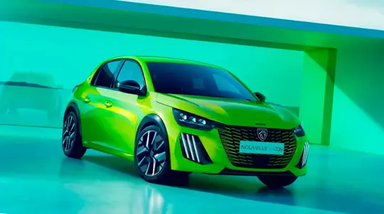 Peugeot запустил продажи обновленных Peugeot 208 и e-208