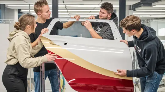 Ретро-стиль, современный размах: Skoda показала уникальное авто, вдохновленное 1905 годом