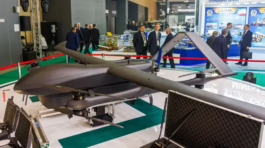 Дроны будут парковать прицепы за вас: GM запатентовал революционную систему