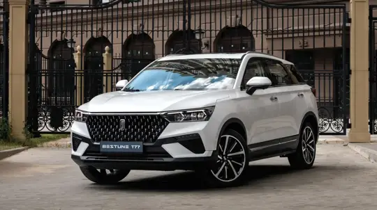 Цена рухнула, но есть нюанс: стоит ли брать Bestune T55 после рестайлинга