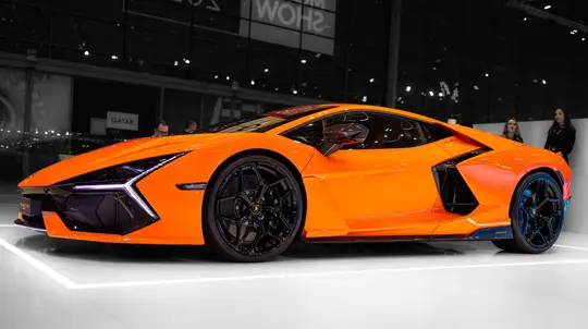 Парадокс российского рынка: пока продажи падают, сегмент Luxury растёт