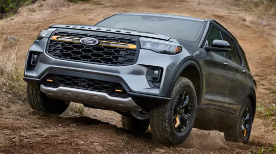 Jeep, прощай: Ford Explorer перестал быть пай-мальчиком и едет туда, где нет дорог