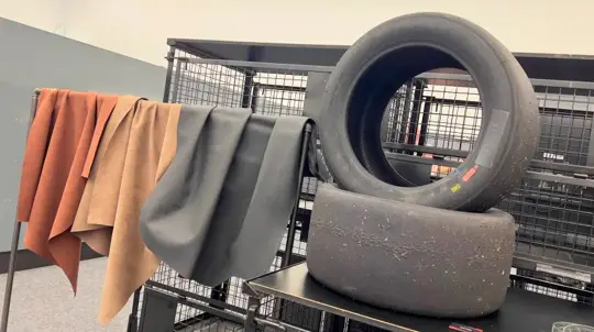 Коровы скажут вам «Муууусибо»: роскошная «кожа» Mercedes из старых шин