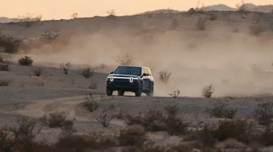 Rivian готовит большое обновление: улучшенная подвеска и новые функции для всех моделей