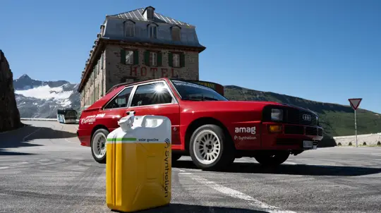 Солнце в баке: легендарный Audi впервые заправили солнечным бензином