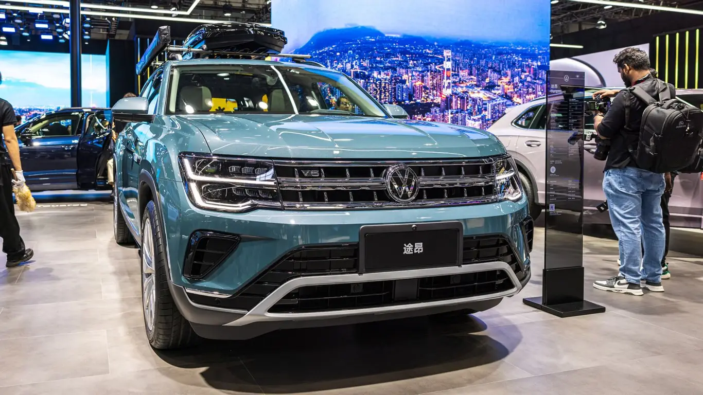 Самый большой SUV Volkswagen: до 24 ниш хранения и 6 или 7 мест на выбор