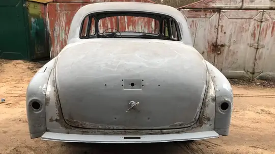 Уникальный ЗИМ с оригинальным мотором продают дешевле LADA: и это не в России