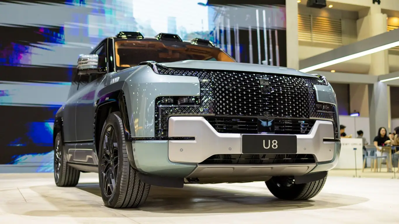 BYD бросает вызов Bentley в Европе: эта новинка возглавит люксовое наступление