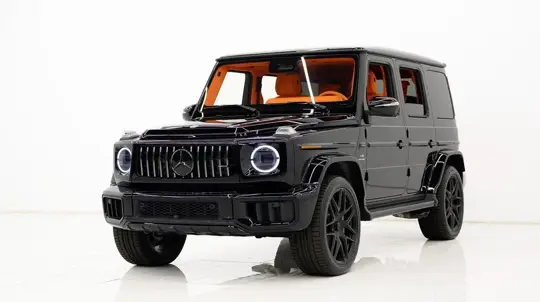 Роскошь и огонь: необычный Mercedes-AMG G 63 с ярким салоном выставили на продажу