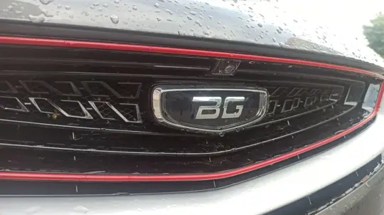 Новый гибрид, который доберётся и до России: что известно о перспективном кроссовере