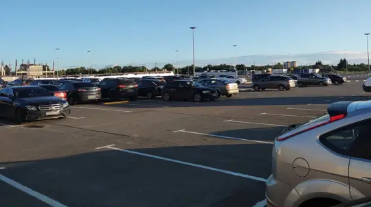 LADA станет спасением для российского рынка: АвтоВАЗ может начать гнуть цены