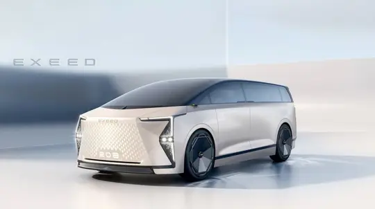 Конкурент Toyota Alphard и LADA Largus: Chery и Huawei объединились ради новинки