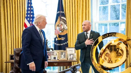 Проблемы Детройта станут проблемами Японии и Европы: Трамп требует новую сделку