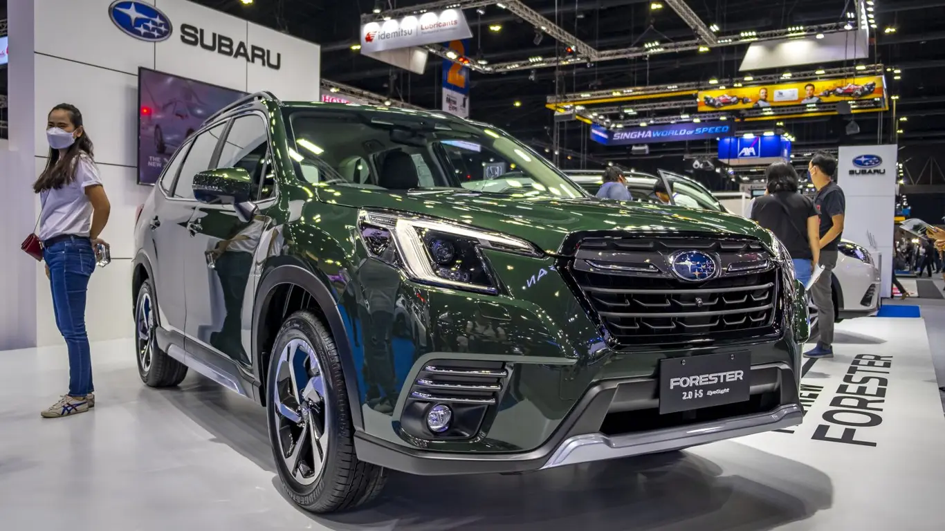 Mercedes и Lexus в тени Subaru: свежий рейтинг любимых автопроизводителей