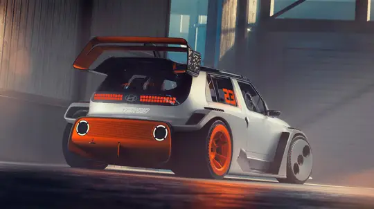 Авто или приставка? Hyundai решил, что «или» здесь лишнее