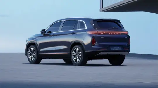 Просторный PHEV с 200 км в EV-режиме и ценой до $30 тыс.: китайцы снова всех обходят