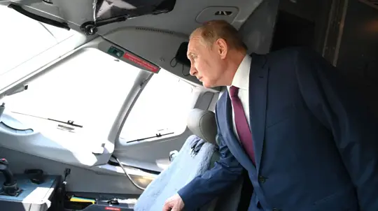 Lada Kalina против Lamborghini Diablo: какие машины выбирали Путин и Трамп