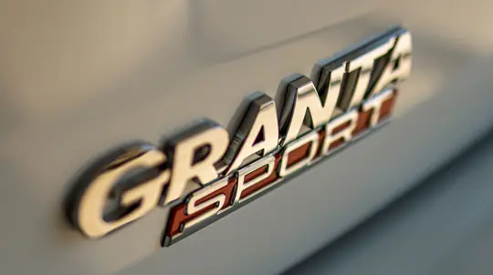 АвтоВАЗ избавляется от залежалой Гранты: 200 л.с., усиленный подрамник и блокировка дифференциала в комплекте
