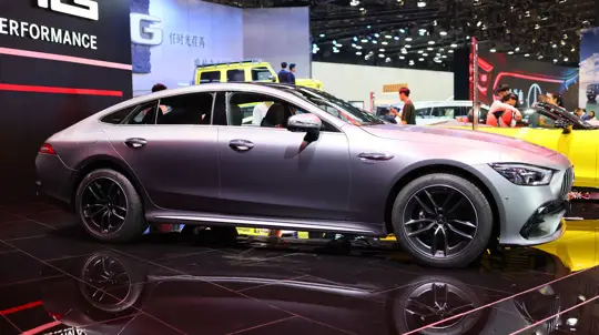 Антироссийские санкции вынудили: Mercedes получит важную деталь от своего конкурента