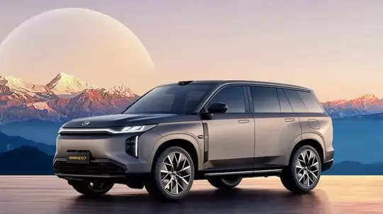 В Китае зашел, значит и россиянам понравится: новый гибридный SUV уже можно купить в Москве