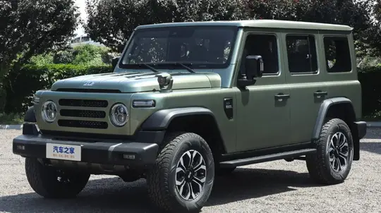 «Китайский УАЗ» научился разговаривать по-русски: теперь он точно заменит ульяновские машины