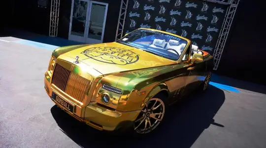 West Coast Customs показала самый ослепительный Rolls-Royce Dawn в истории