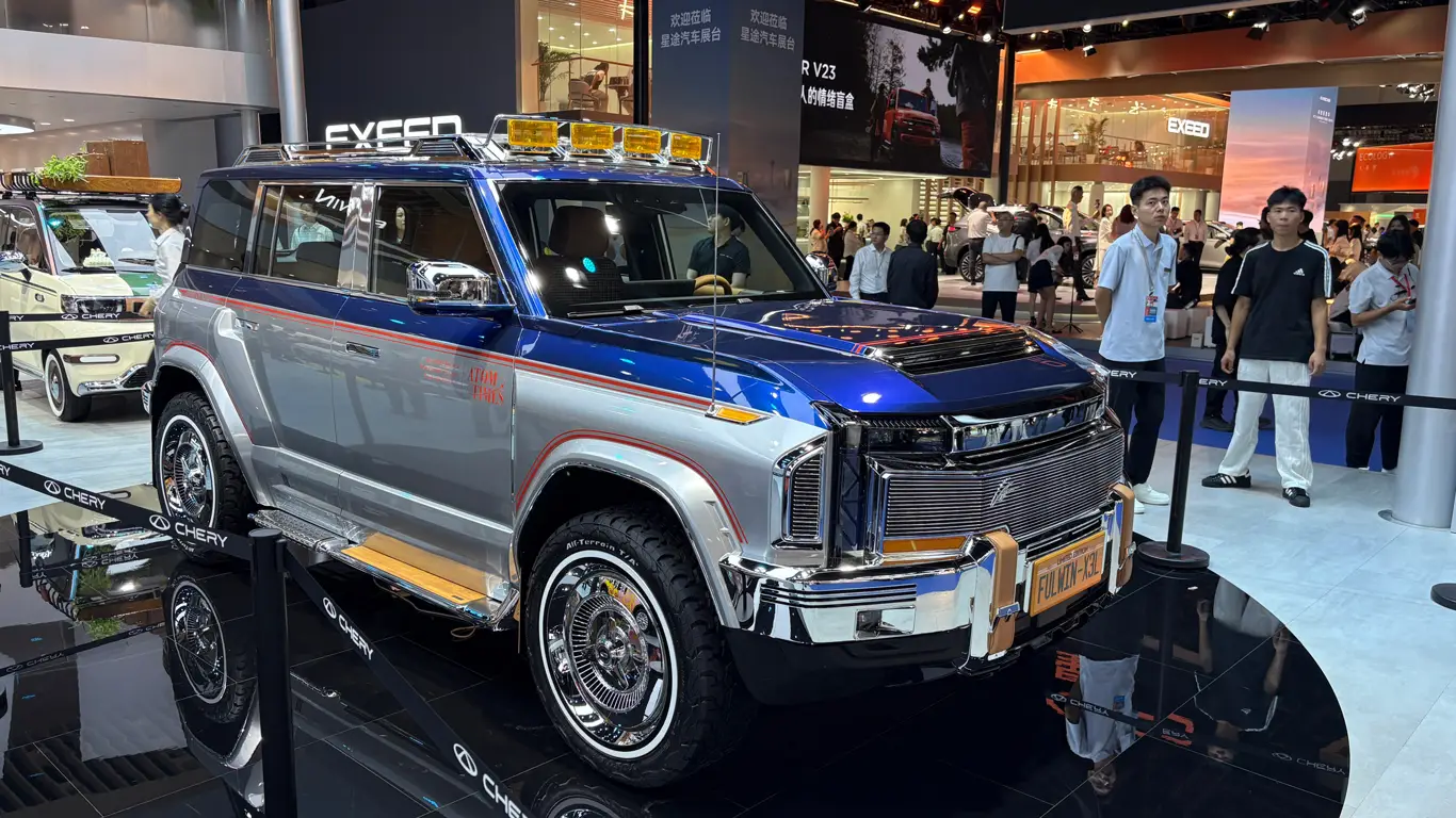 Внедорожник, который бросил вызов Toyota Prado: цена Весты в брутальном кузове