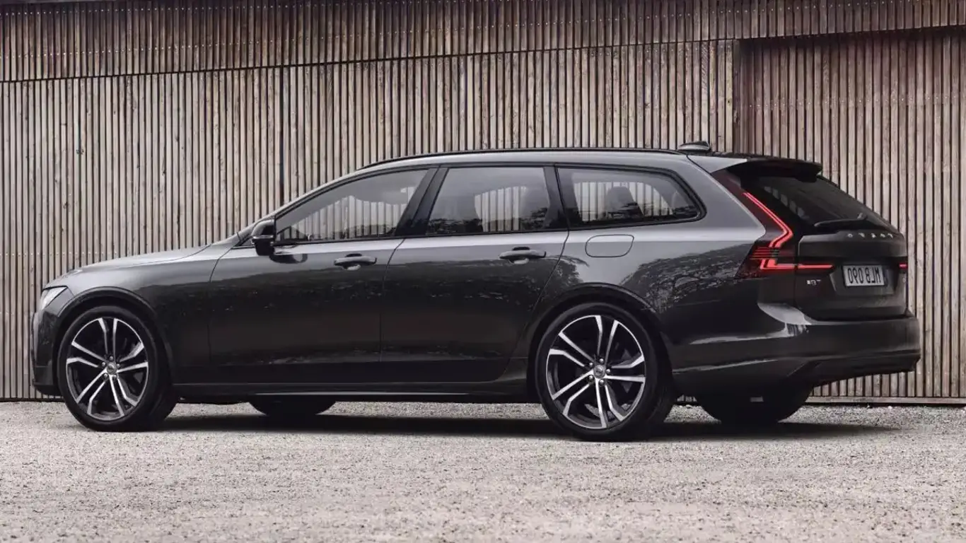 Электрокары убили очередную легенду: самый безопасный универсал в мире теперь всё