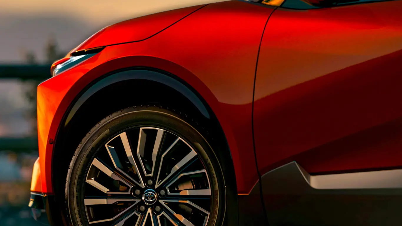 Европейский авторынок уходит в серую зону: радужные цвета не в моде