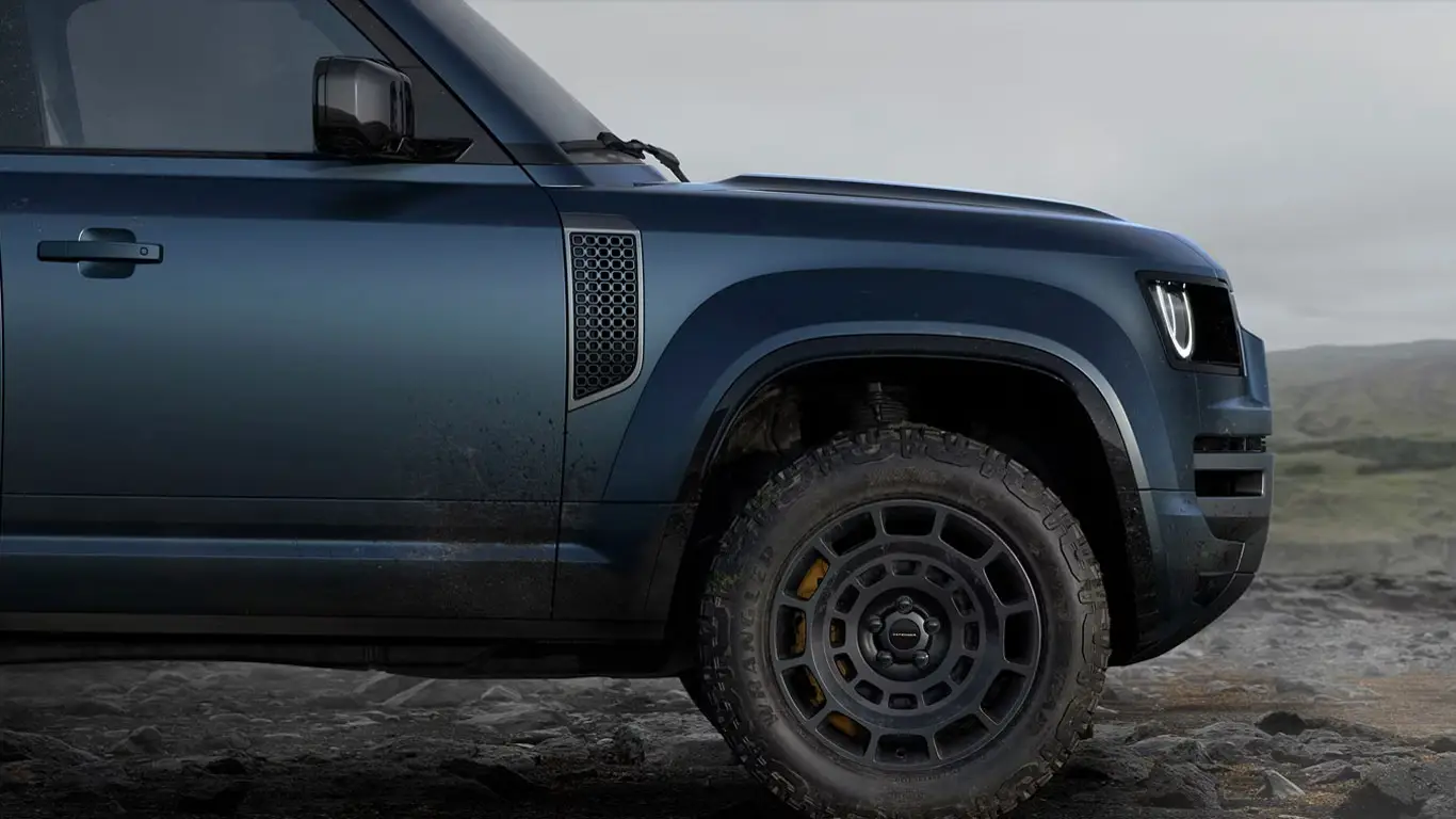 Land Rover готовит новый Defender: появились подробности