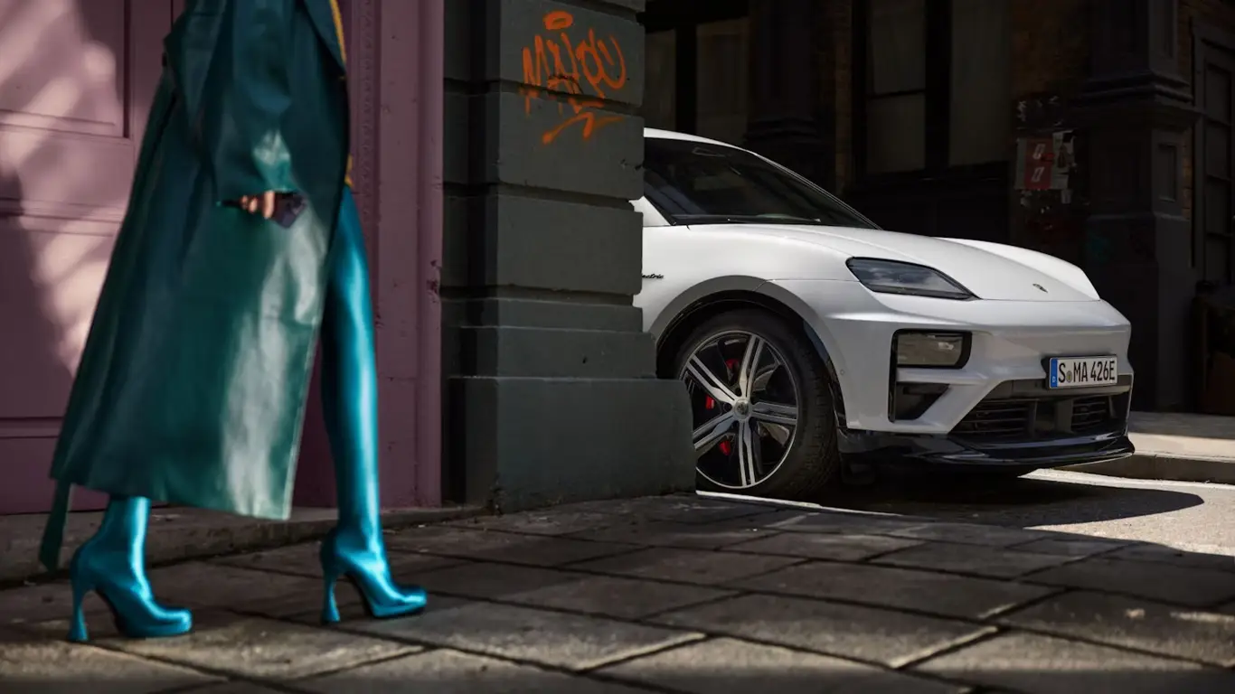 Porsche ломает традиции: впервые в истории автомобиль бренда получит преимущественно передний привод