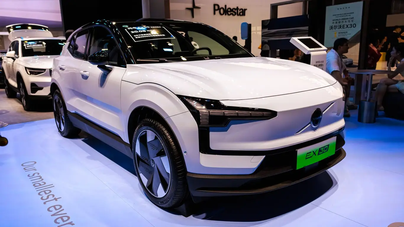 Кризис у премиального шведского бренда: спрос на электрички резко снизился