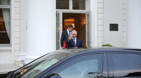 Aurus раздора: Путину пришлось отдать свой автомобиль премьер-министру Индии