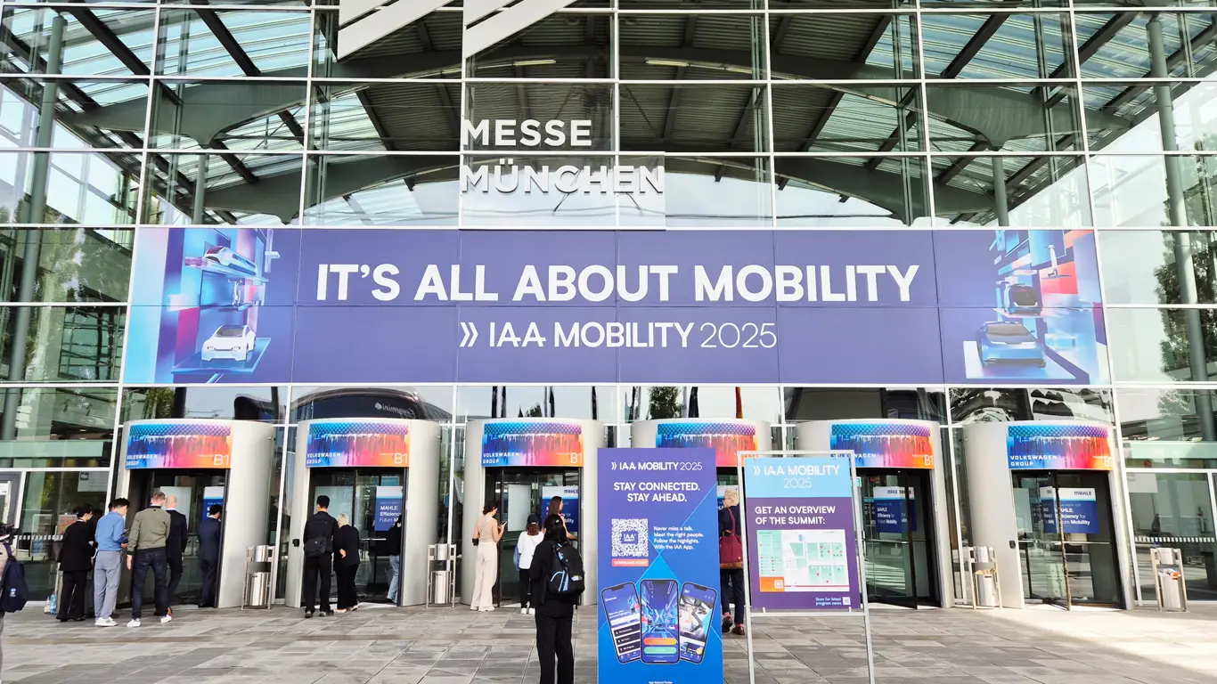 От доступных электрокаров до суперкаров: всё о главных дебютах выставки IAA 2025