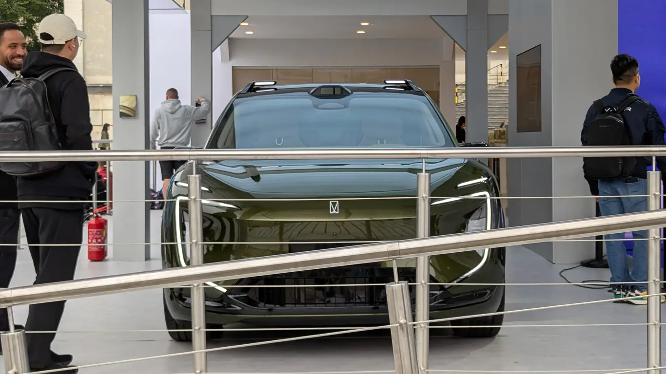 Автобомба из Китая: Avatr 07 может проехать дальше Tesla и стоит дешевле