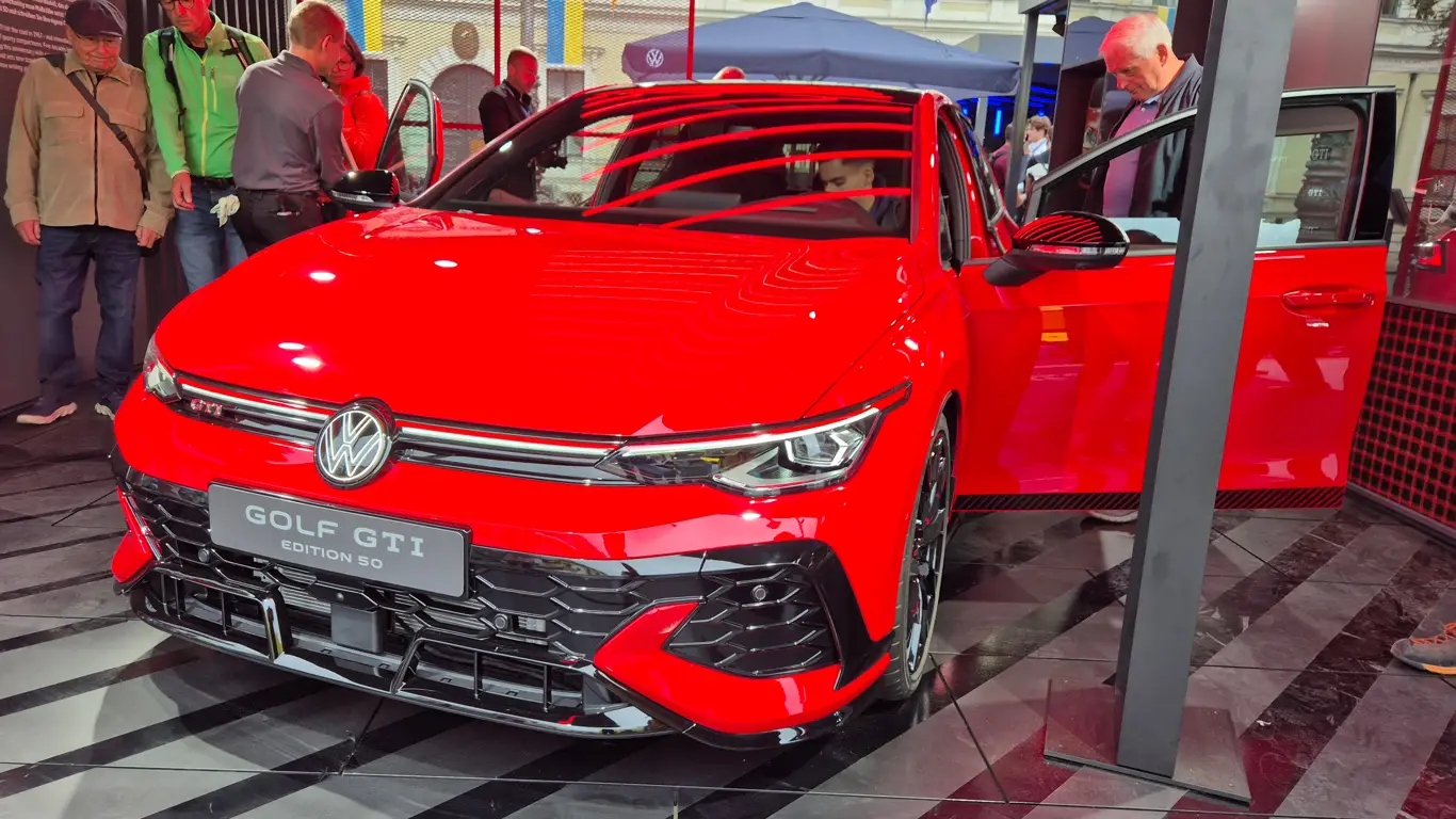 Легенда из 90-х вернулась: немцы воскресили культовый Fire+Ice в электрическом формате