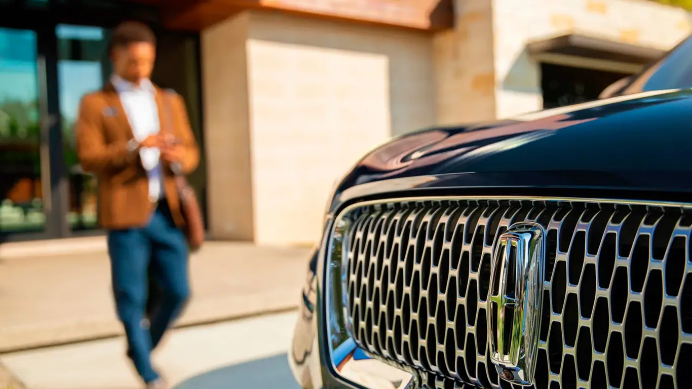 Lincoln тайно готовит новую модель: дилеры уже в ожидании сенсации